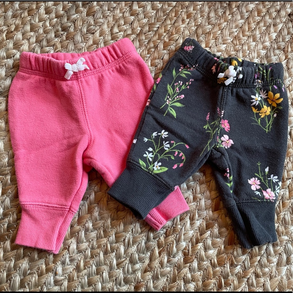 Set of 2 Carter’s newborn sweatpants